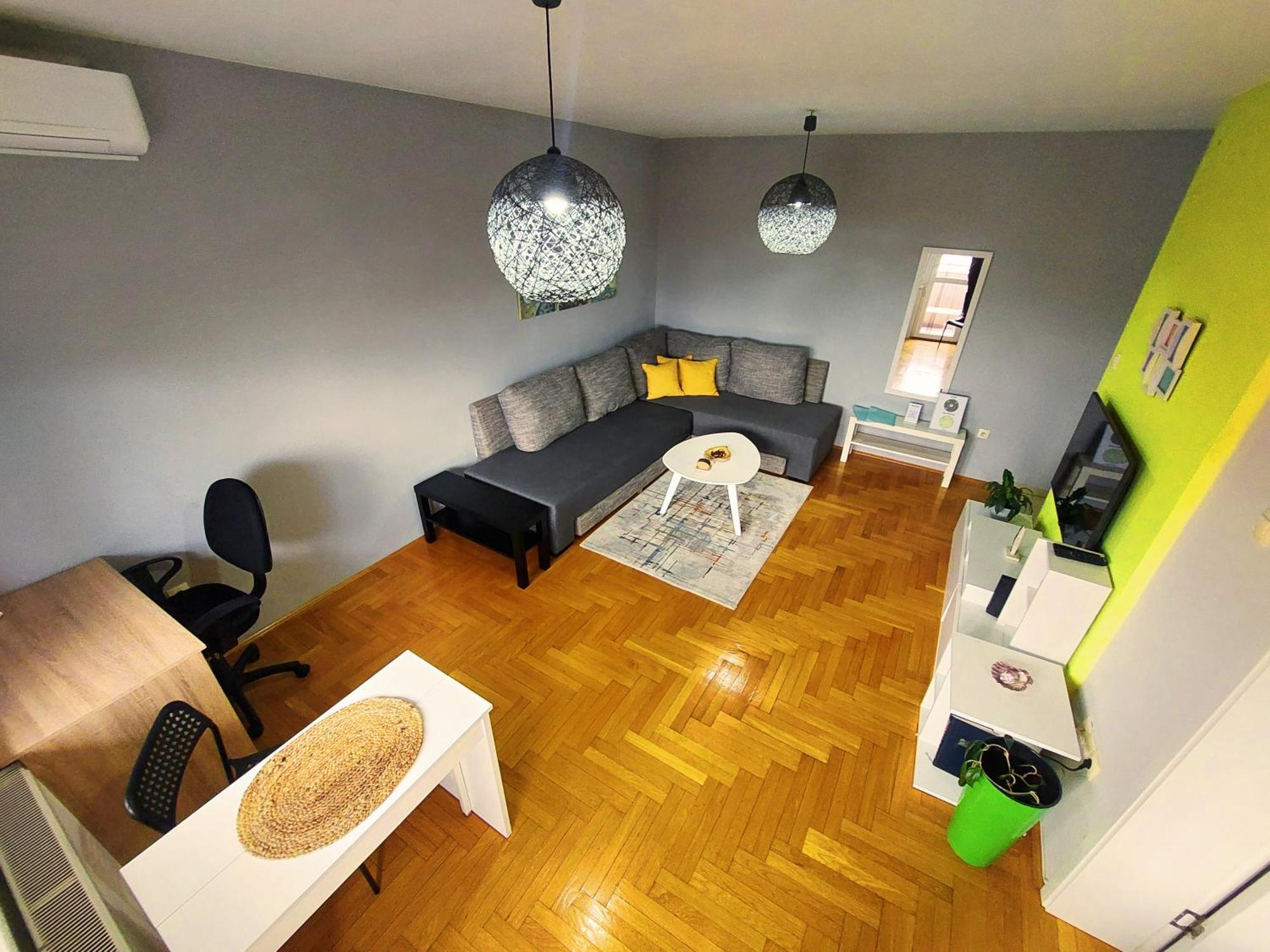 Xo Apartman Sremska Mitrovica Buitenkant foto